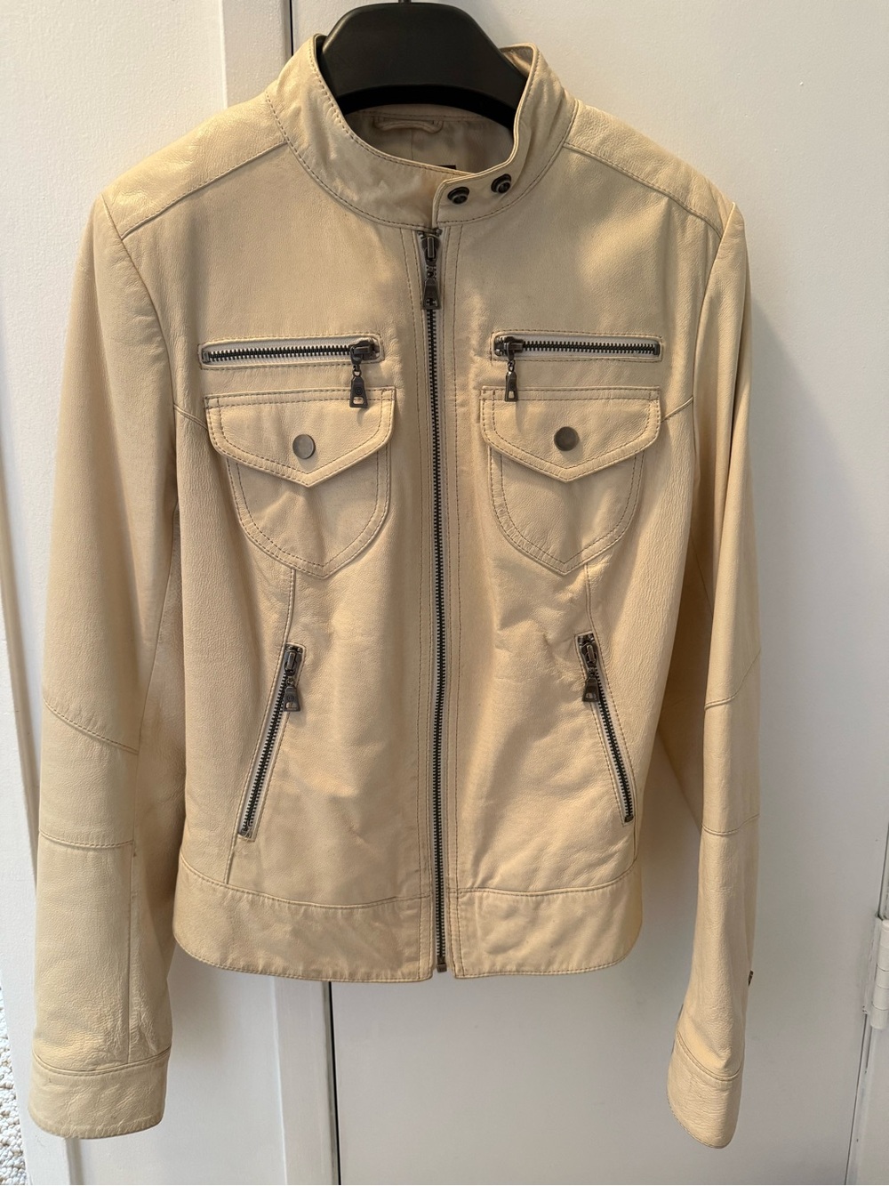 Danier Cream  moto Leather Jacket with Front Zippers